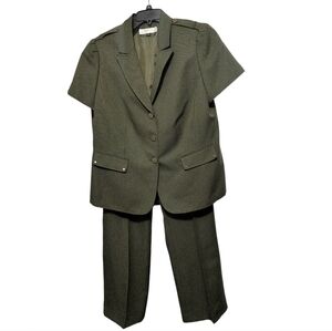 Tahari Olive Green Short Sleeve Button Up 2 Piece Suit Set Women's Plus Size 16W